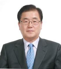  H.E. Chung Eui-yong 